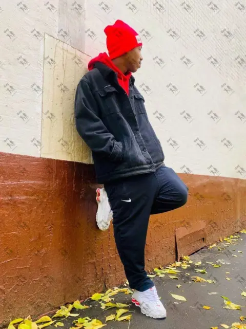 Имя: АДРИАН, Возраст: 24