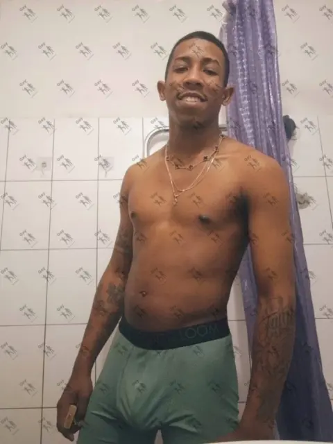 Имя: АДРИАН, Возраст: 24