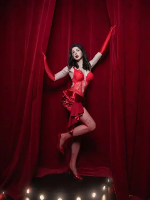 Имя: АЛЁНА, Возраст: 24