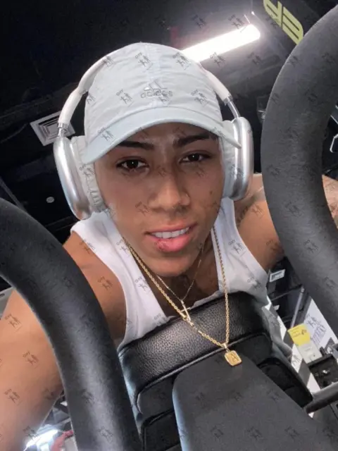 Имя: АЛЕХАНДРО, Возраст: 23