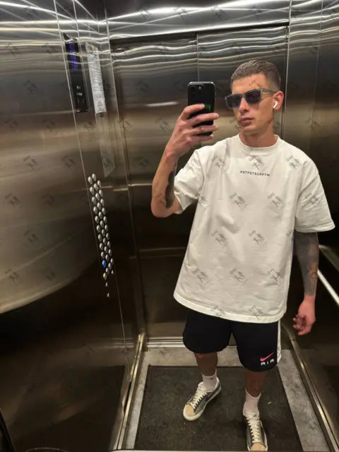 Имя: АНДРЕЙ, Возраст: 24