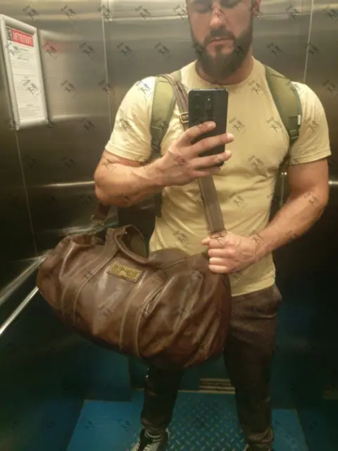 Имя: АРТЁМ, Возраст: 29