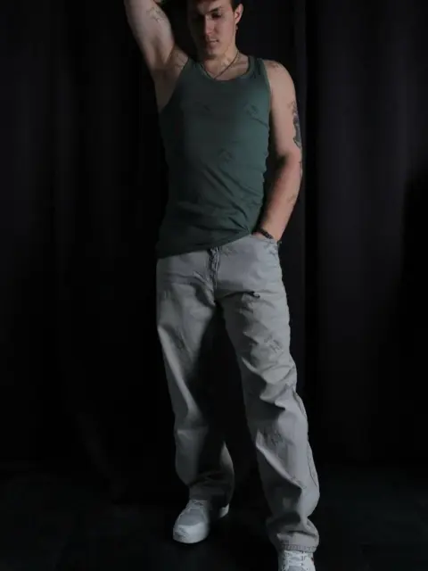 Имя: АРТУР, Возраст: 24