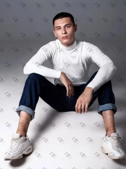 Имя: АРТУР, Возраст: 26