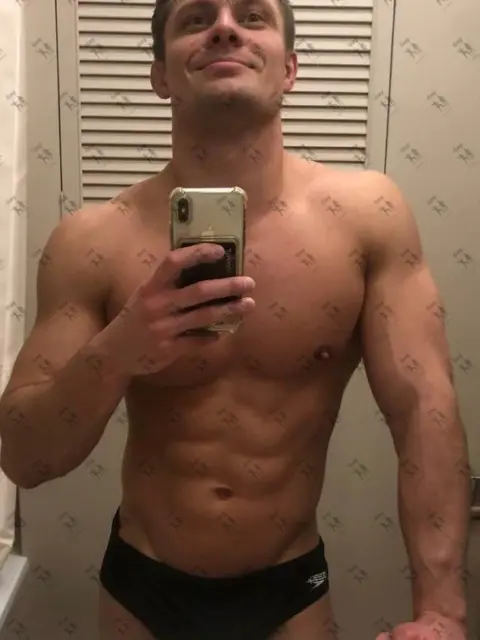 Имя: АРТУР, Возраст: 28