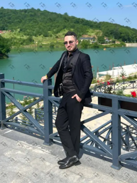 Имя: АЗИЗ, Возраст: 26