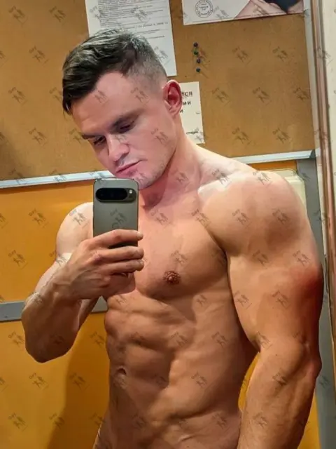 Имя: ДИЛАН, Возраст: 27