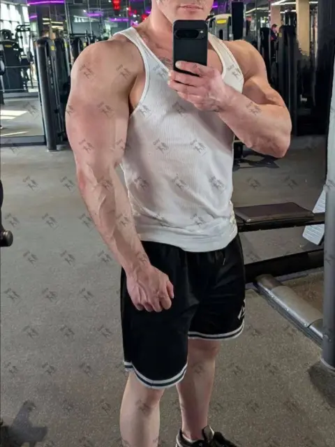 Имя: ДИЛАН, Возраст: 27