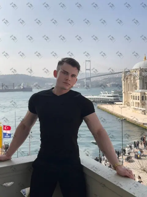 Имя: ДМИТРИЙ