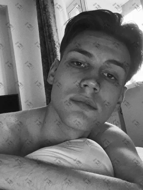 Имя: ЕГОР, Возраст: 21