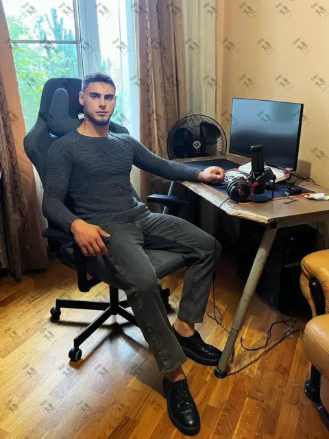 Имя: ГРИГОРИЙ, Возраст: 24