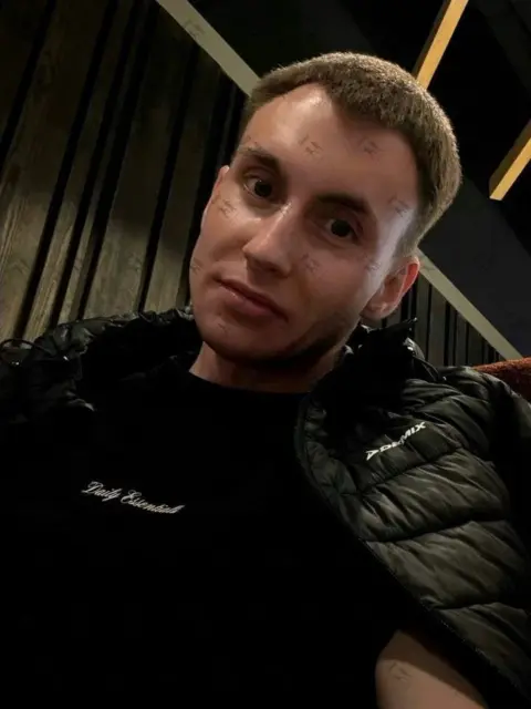 Имя: ЯРОСЛАВ, Возраст: 27