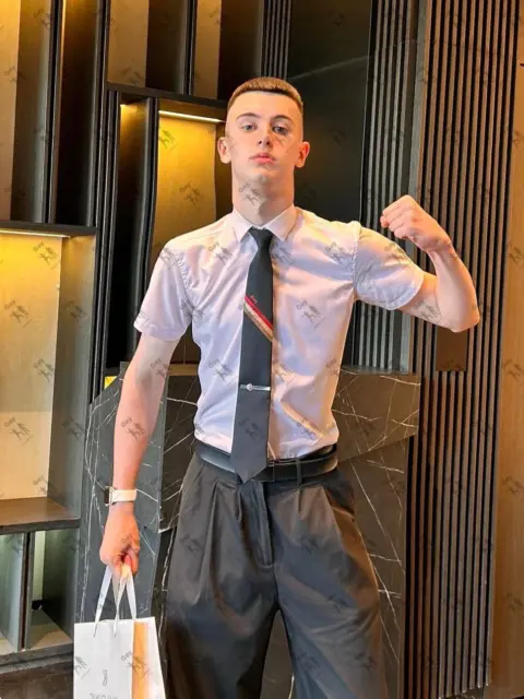 Имя: ИГОРЬ, Возраст: 20