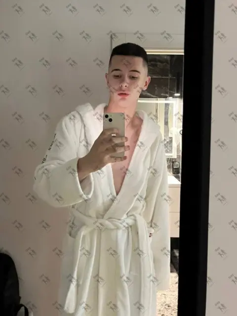 Имя: ИГОРЬ, Возраст: 20