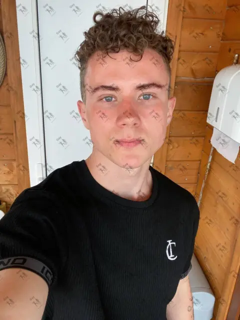 Имя: ИЛЬЯ, Возраст: 20