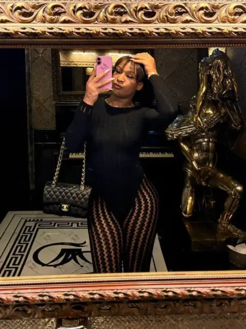 Имя: КАРЛА, Возраст: 24