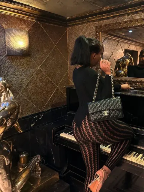 Имя: КАРЛА, Возраст: 24