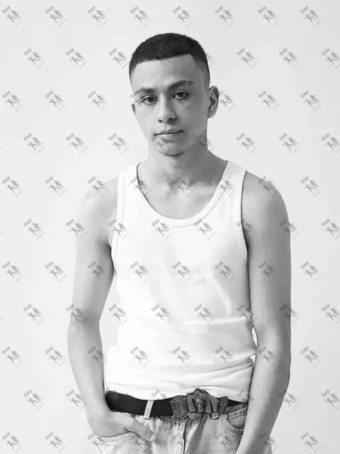 Имя: КЕВИН, Возраст: 18