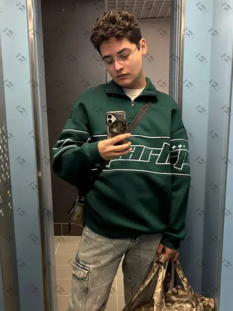 Имя: ЛЁВА, Возраст: 19