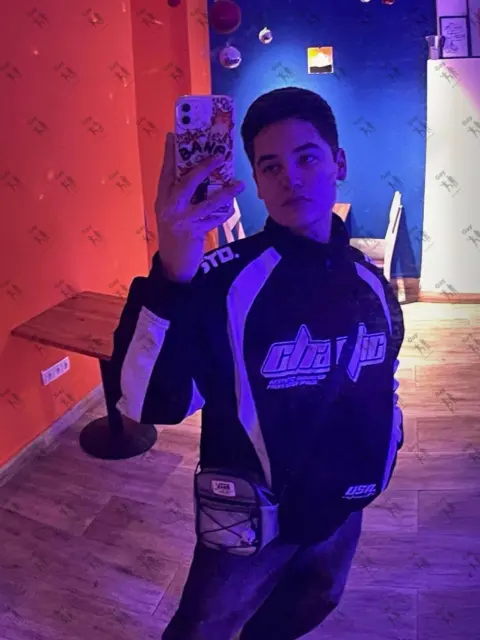 Имя: ЛЁВА, Возраст: 19