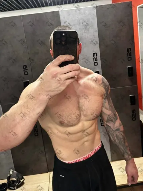 Имя: МАКСИМ, Возраст: 27