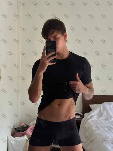 Имя: МИША, Возраст: 22