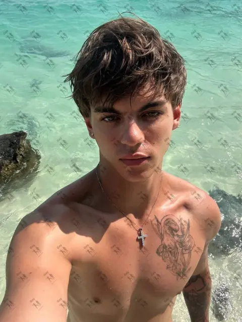 Имя: МИША, Возраст: 22