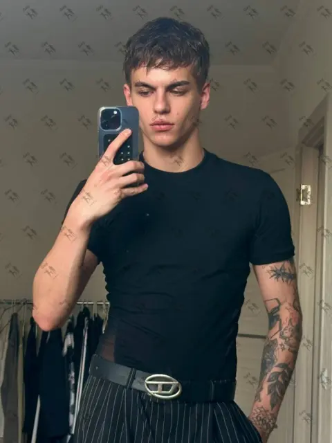 Имя: МИША, Возраст: 22