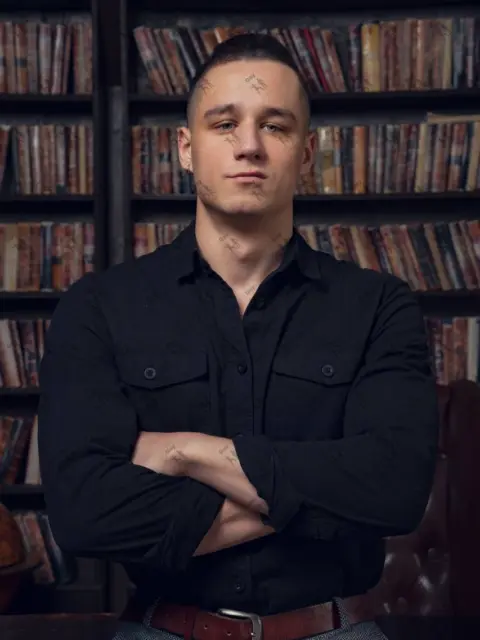 Имя: МИХАИЛ, Возраст: 26