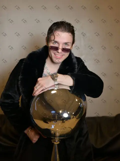 Имя: НИКАС, Возраст: 26