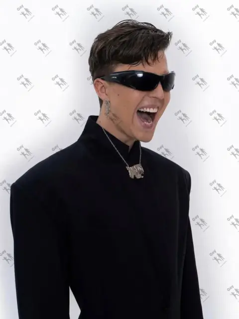 Имя: НИКИТА, Возраст: 23