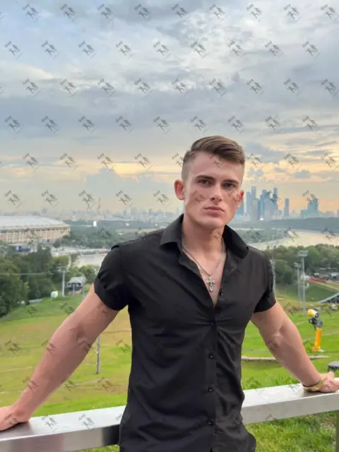 Имя: НИКИТА, Возраст: 23