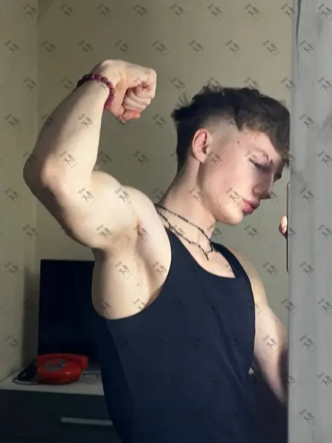 Имя: СТЁПА, Возраст: 19