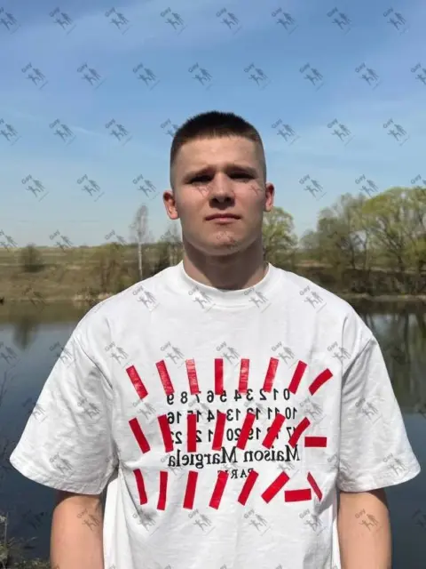 Имя: СВЯТОСЛАВ, Возраст: 19