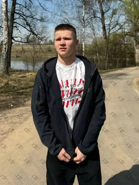 Имя: СВЯТОСЛАВ, Возраст: 19