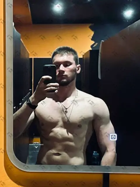 Имя: ВИТАЛИЙ, Возраст: 25